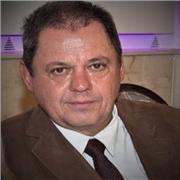 Soy profesor, docente o instructor segun el requerimiento, pedagogía presenciar o a distancia, también desarrollo metodologías TIC y técnicas actualizadas.